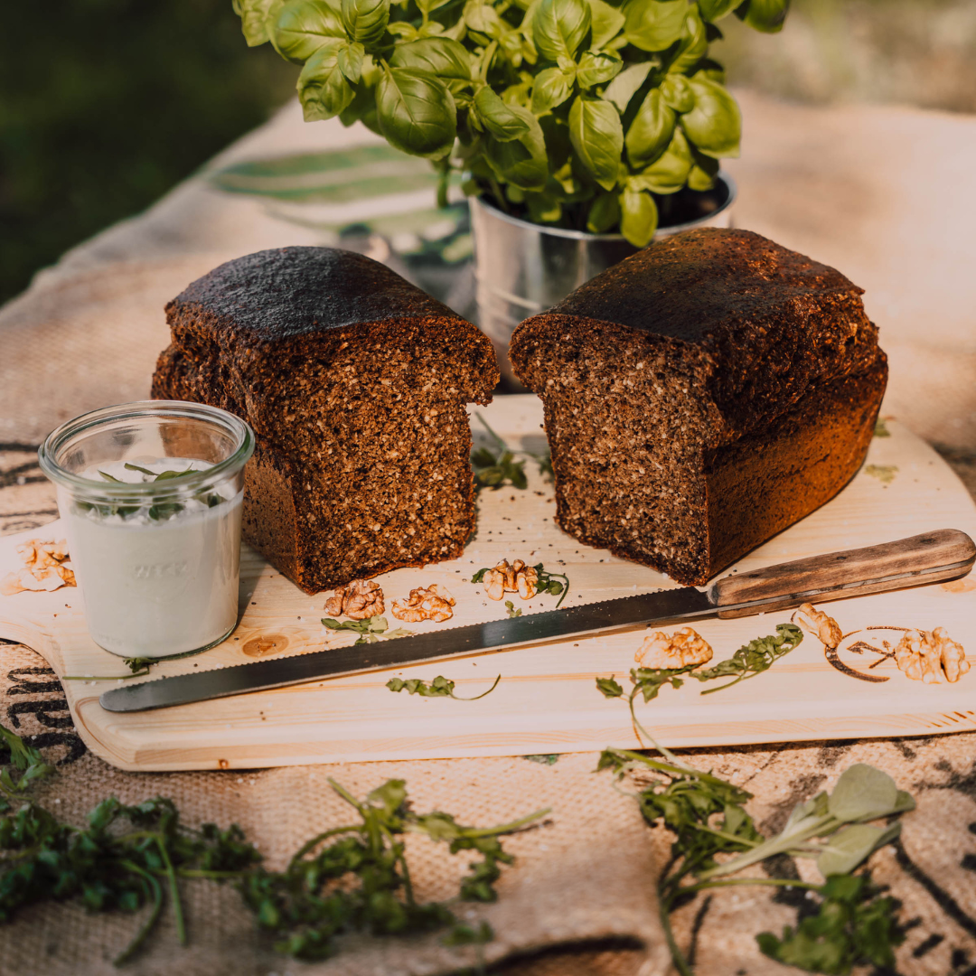 Cocos-Kürbis-Walnusscreme-Brot