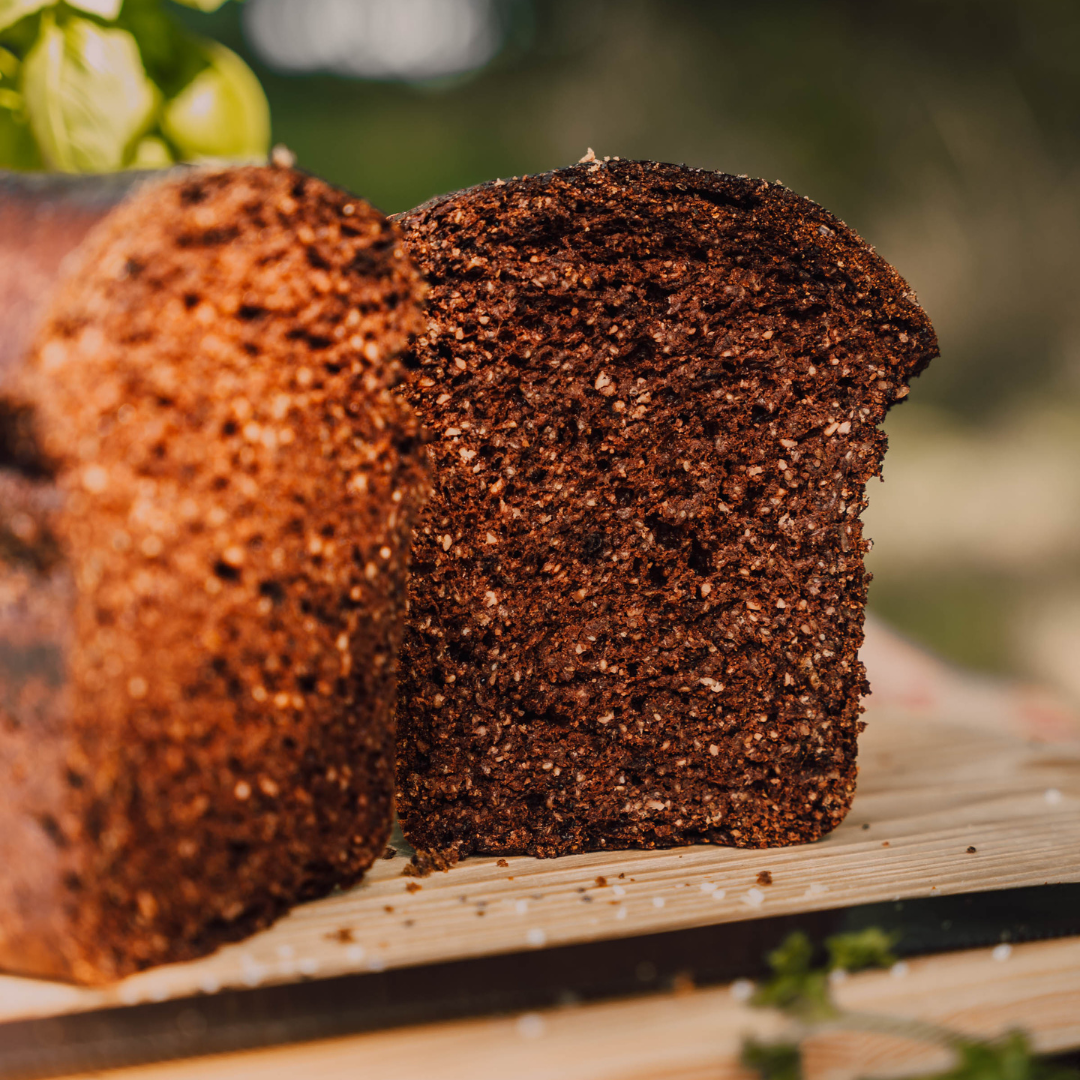 Walnuss-Kakao-Cocosmilch-Brot