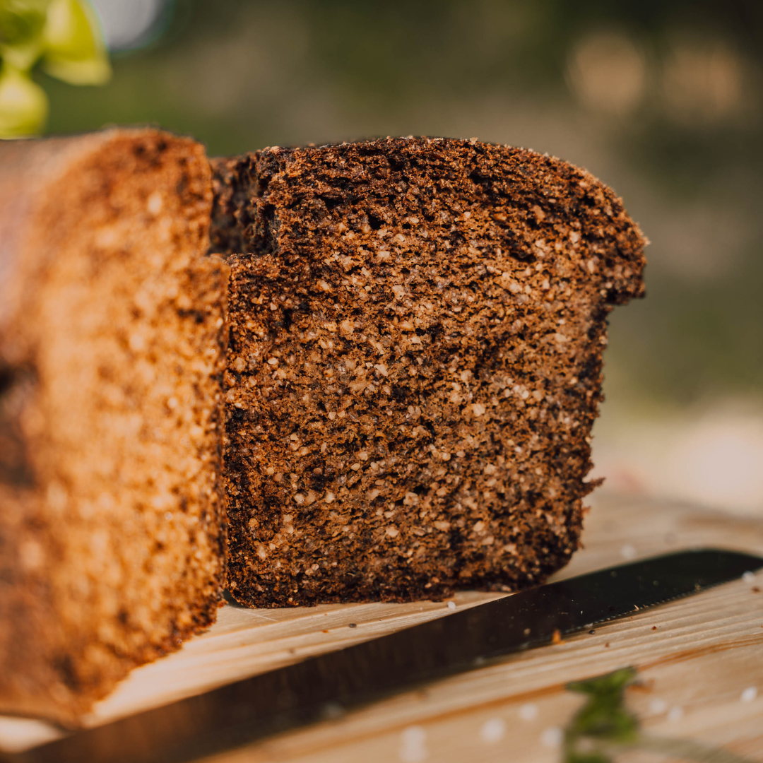 Harzer-Hüttenkäse-Walnuss-Brot
