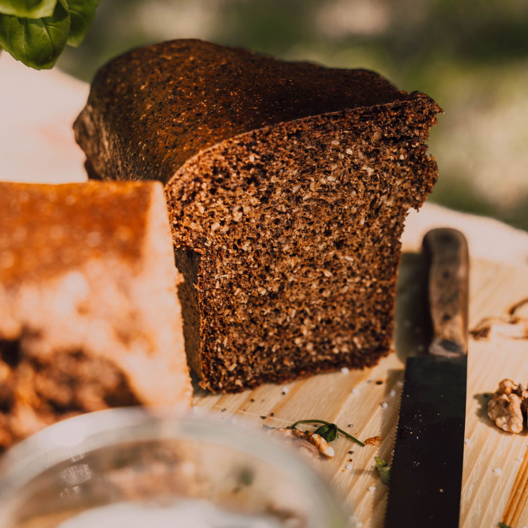 Cocos-Kürbis-Walnusscreme-Brot